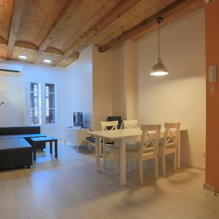 Bバルセロナ コルセガ フラッツ *